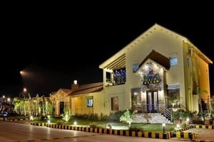 Restaurants & cafes