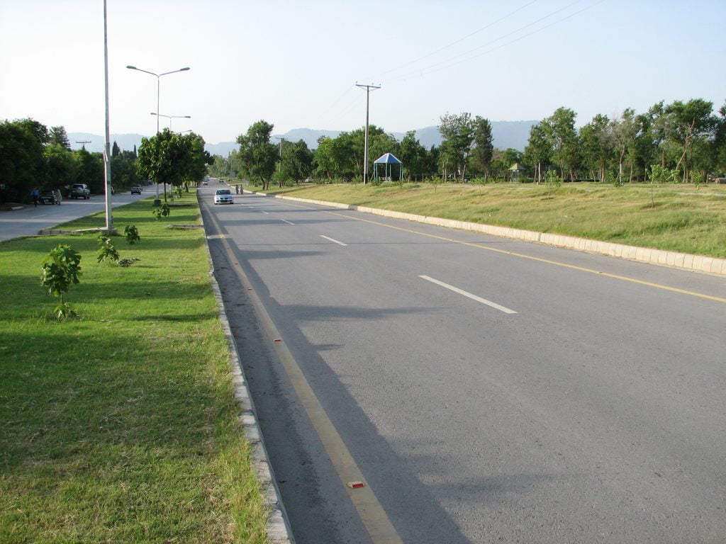 Pakistan Gafar Rd Buy & Sell Properties in F-18 Islamabad - Location, Price | Buildings.pk