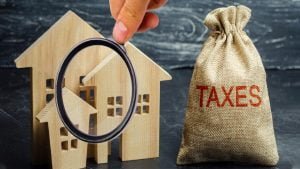 Understanding Property Taxes and Legal Considerations in the Pakistani Real Estate Market